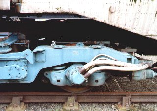 apt76s.jpg (23134 bytes)