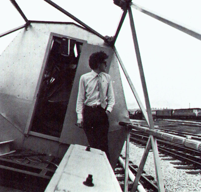 apt108b.jpg (213488 bytes)