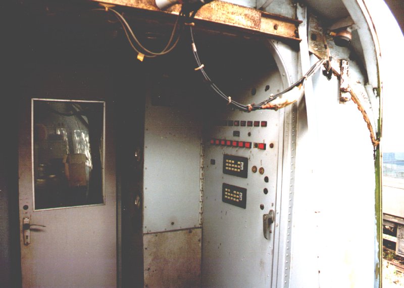 apt11b.jpg (65714 bytes)