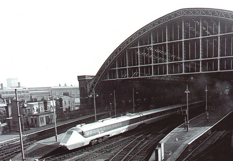 apt31b.jpg (122822 bytes)