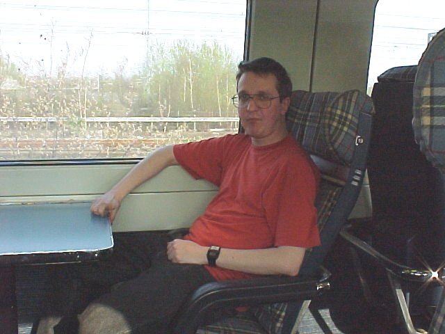 apt99b.jpg (55845 bytes)