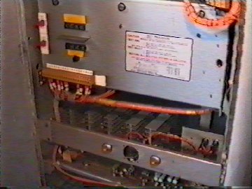electronics2.jpg (24043 bytes)