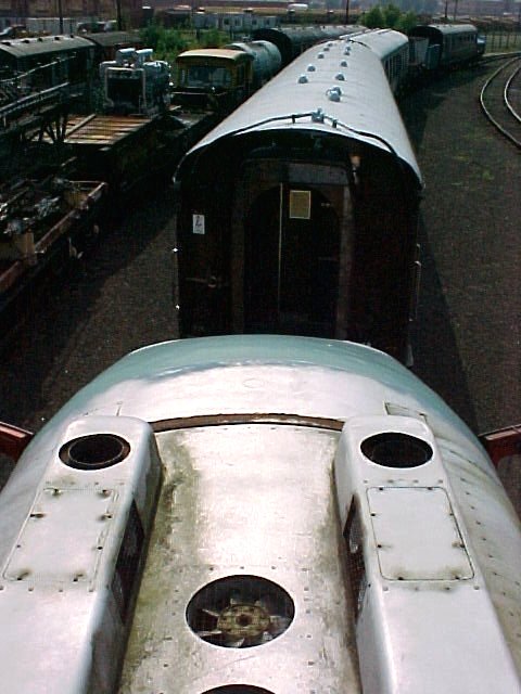 Mvc-011f.jpg (64153 bytes)