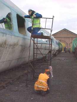 a15.jpg (9898 bytes)