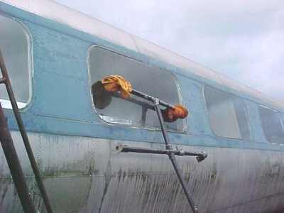 a7.jpg (10064 bytes)